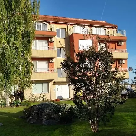 Apartment Varna Bulgaria 2-room Asparuhovo Zelenika Bulgarien Warna 2-zimmer *