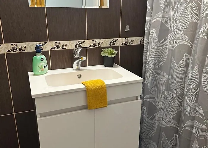 Varna Bulgaria 2-room Asparuhovo Zelenika Bulgarien Warna 2-zimmer Apartment Galata